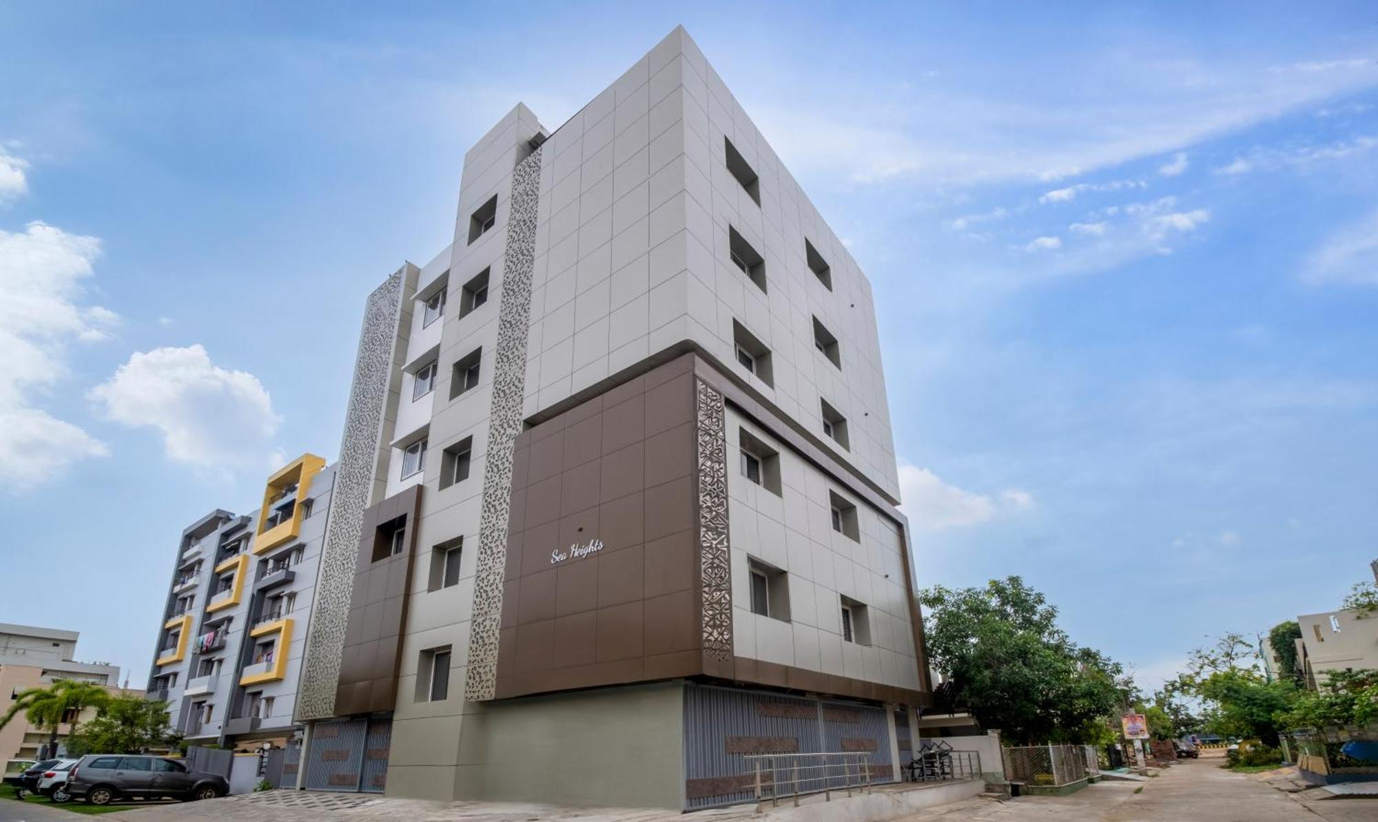 Treebo Sea Heights Kākināda Exterior foto